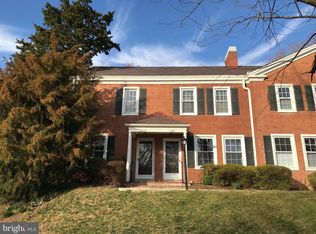 3089 S Abingdon St, Arlington, VA 22206