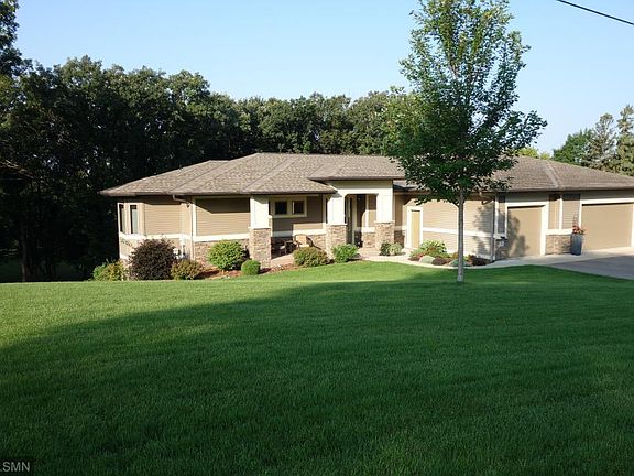 3rd image of 8 Beebe Ave