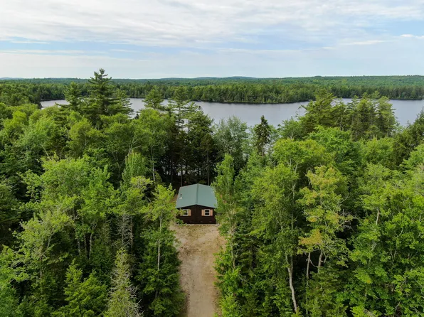 147 Loop Road, Lincoln, ME 04457