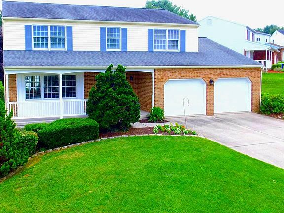 4th image of 2206 Oak Hunt Ct