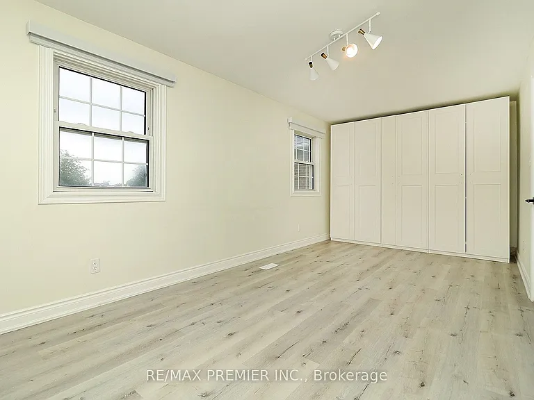 27 Prairie Dunes Pl — Photo 15
