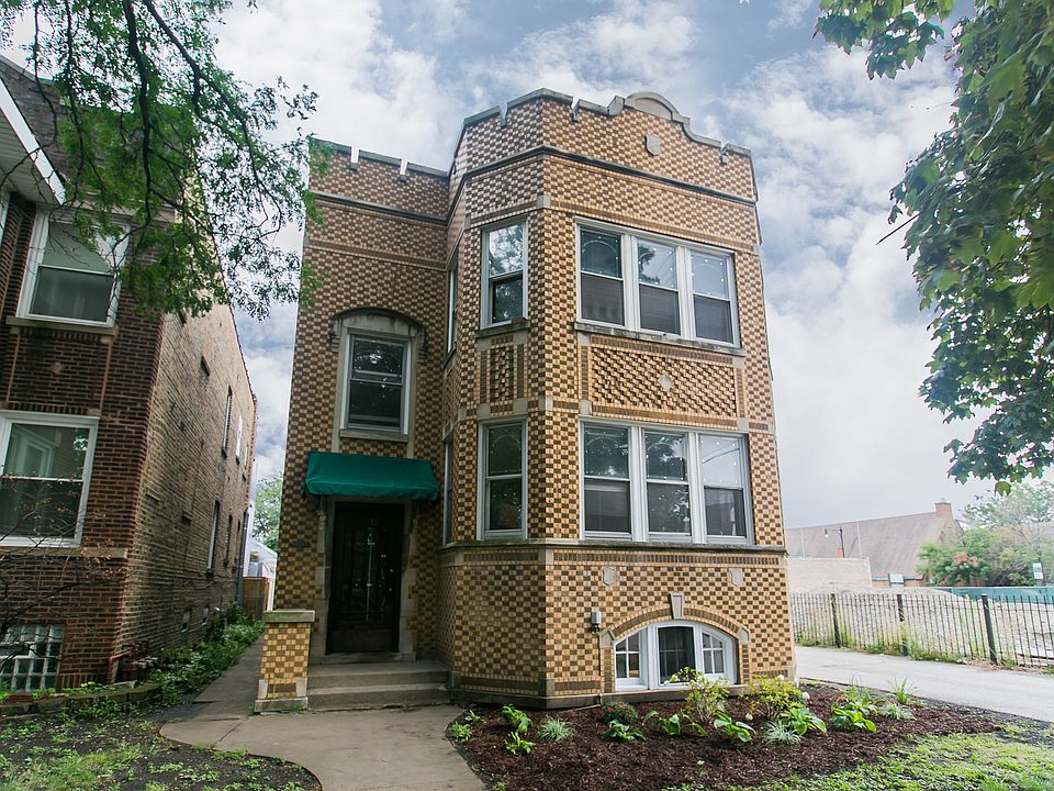 1st image of 4815 N Kostner Ave