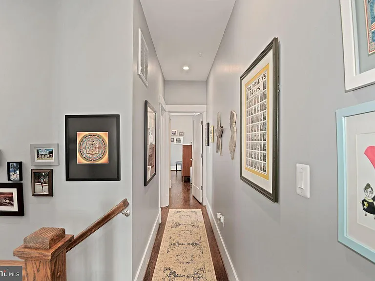 509 Franklin St NE #1 — Photo 24