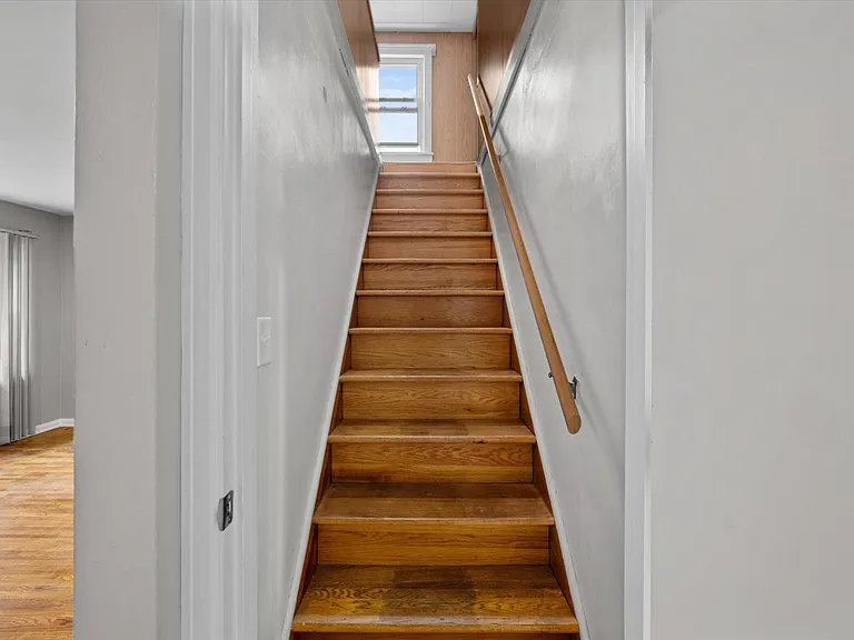 2607 Stanford Ave — Photo 12