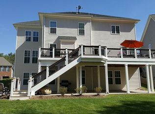42998 Park Creek Dr, Ashburn, VA 20148