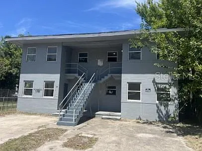 2 bed, 1.0 bath, 750 sqft, $750 — Photo 2