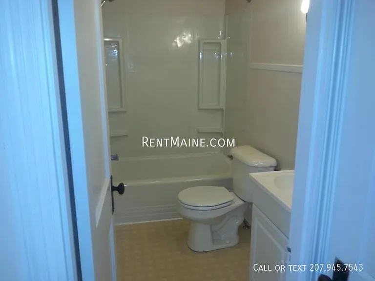 14 Catell St #4 — Photo 9
