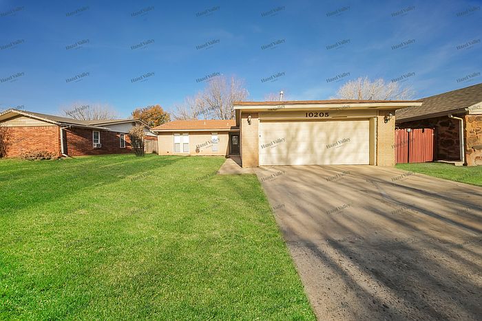1st image of 10205 Glascow Dr