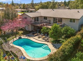 3410 Scenic Dr, Redding, CA 96001