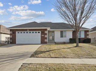 1907 3rd Ave SE, Altoona, IA 50009