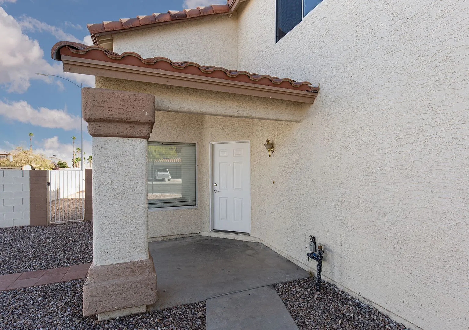 NW home located close to Summerlin Parkway — Photo 4