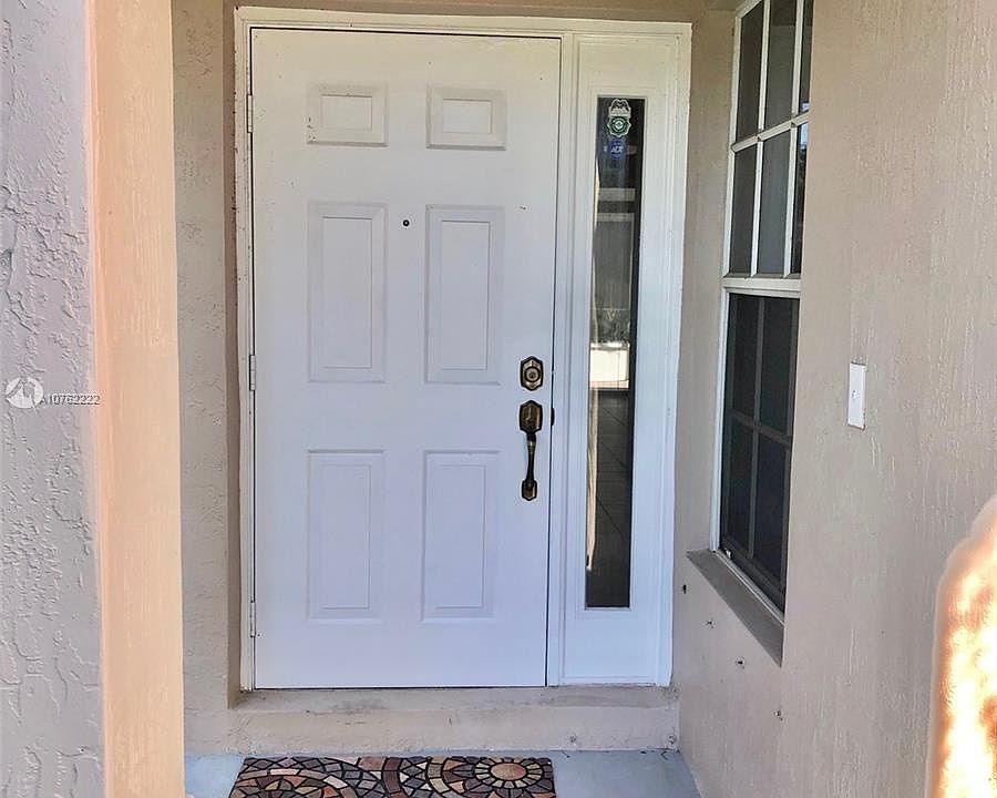 1st image of 16553 NW 21st St