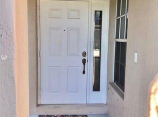16553 NW 21st St, Pembroke Pines, FL 33028