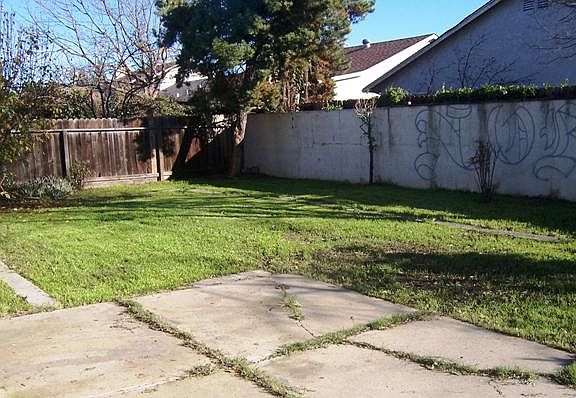 2nd image of 8402 Neubourg Dr