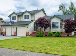 1036 Ridgeway Dr, Lynden, WA 98264