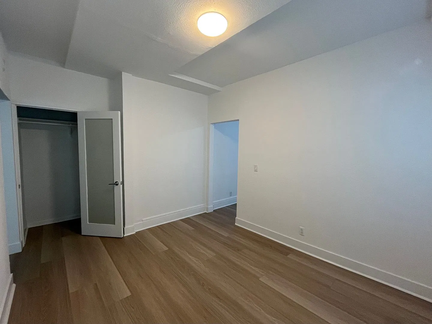 727 N Sutter St — Photo 4