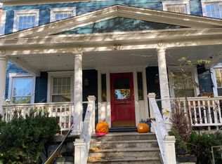 27 Saint James Pl #LEFT, Buffalo, NY 14222