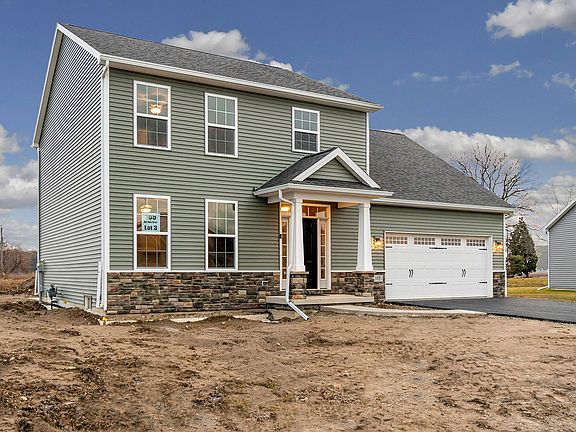 2nd image of 105 Bentley Dr