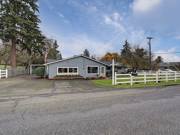 4th image of 4007 NE 54th Ave
