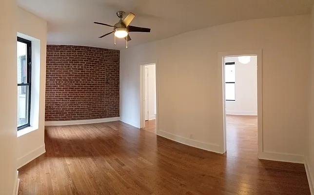 Rented by Uptown Flats LLC | media 21