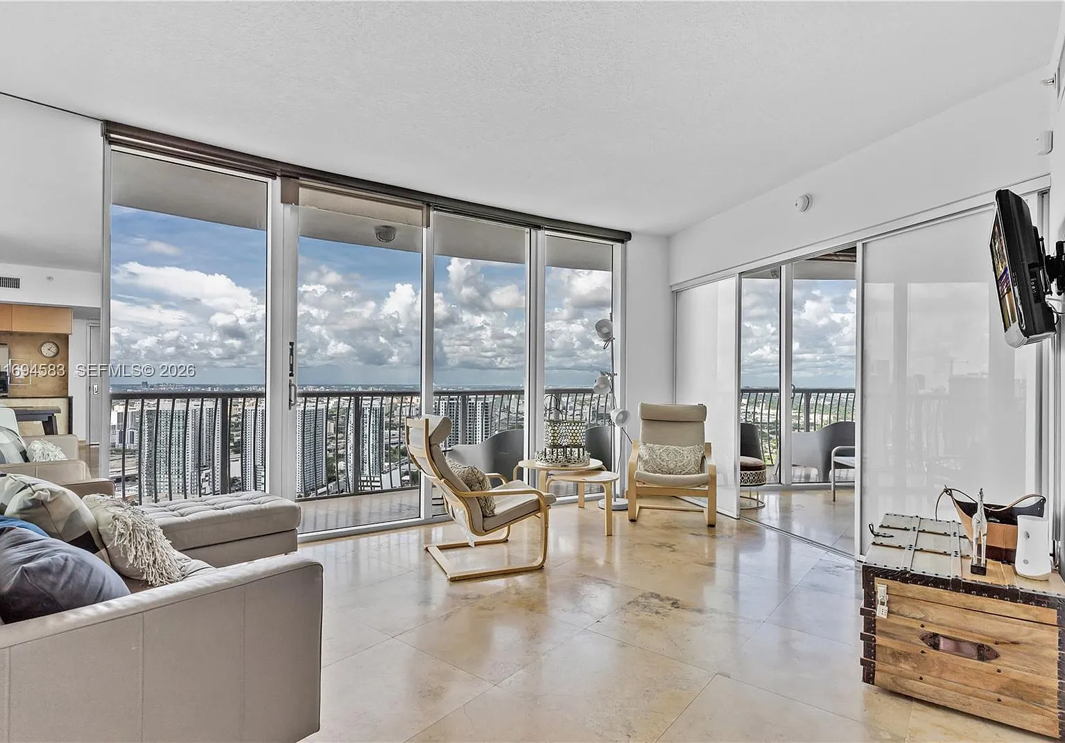 Opera Tower Condo — Photo 1