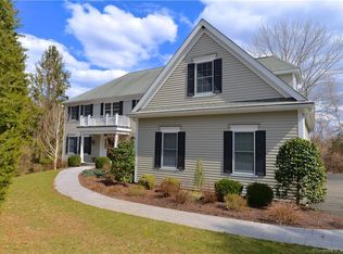 3 Fox Ridge Dr, New Milford, CT 06776