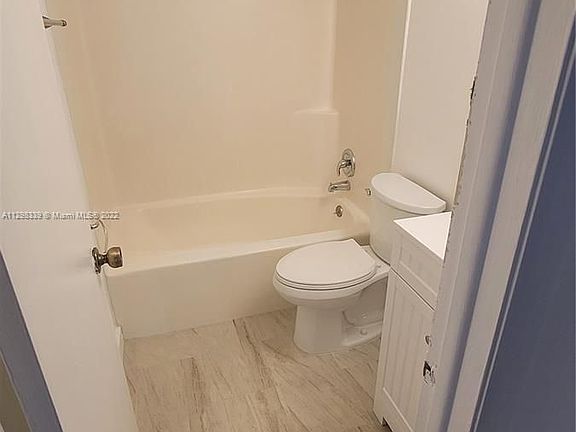 4th image of 6432 Sawmill Ln #6432