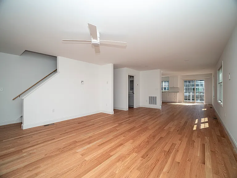 44 Mettler St #A — Photo 14