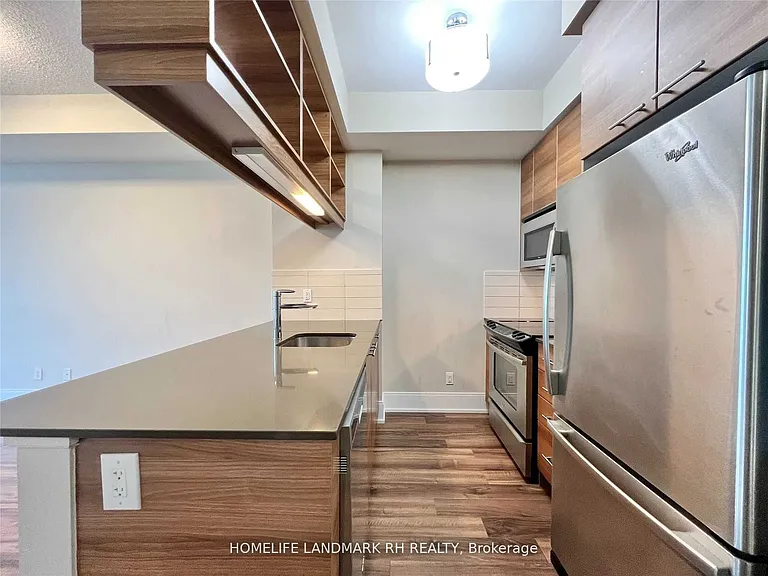 15 Viking Ln #901 — Photo 9