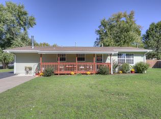 1121 Ash St, Carthage, MO 64836