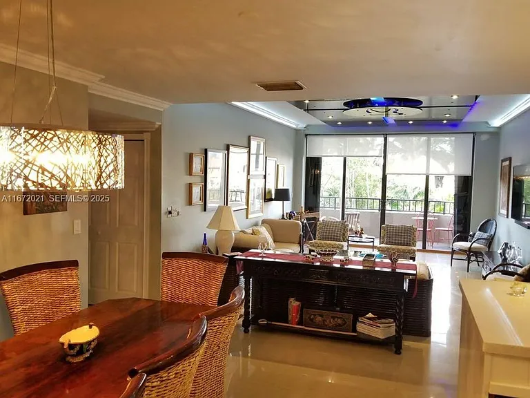 151 Crandon Blvd #430 — Photo 2