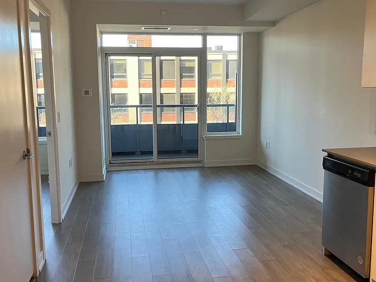 212 King William St #522 — Photo 1