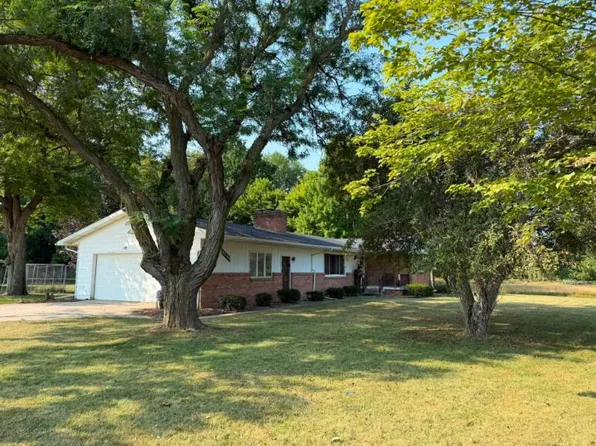6245 Pringle Rd, Cass City, MI 48726
