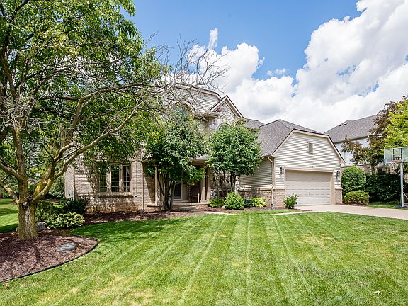 2nd image of 40740 Delta Dr
