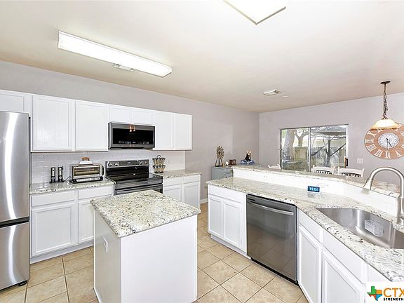 3rd image of 2527 Grove Park