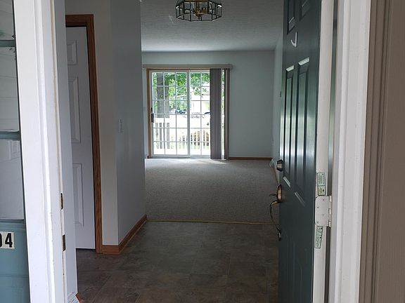 2nd image of 194 Carter Grove Dr