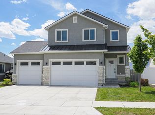 3593 N Sparrow Ln, Eagle Mountain, UT 84005