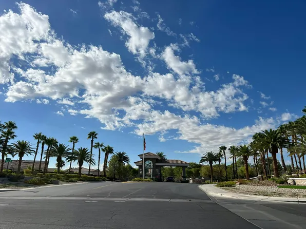 9755 Phoenician Ave, Las Vegas, NV 89147