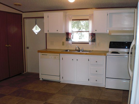 2nd image of 10329 SE 131st Ln