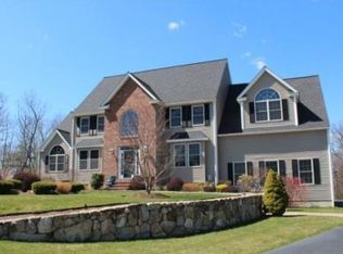 21 Appaloosa Cir, Hopkinton, MA 01748