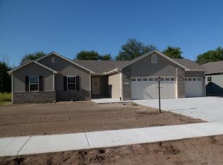 1936 Daisy St, Demotte, IN 46310