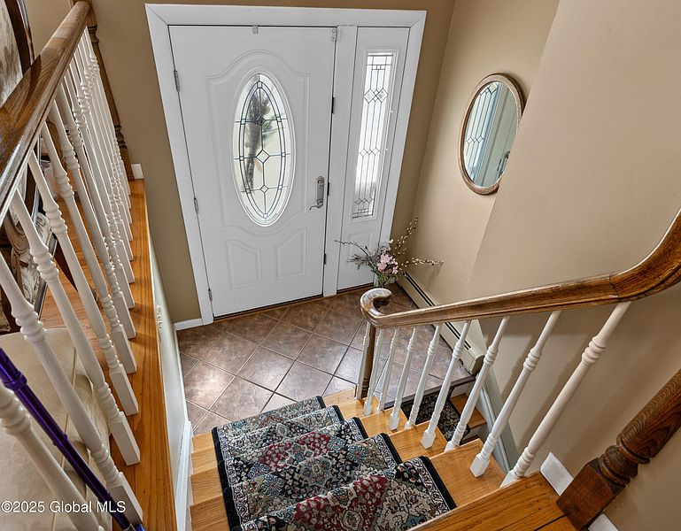 3rd image of 35 Lincoln Avenue