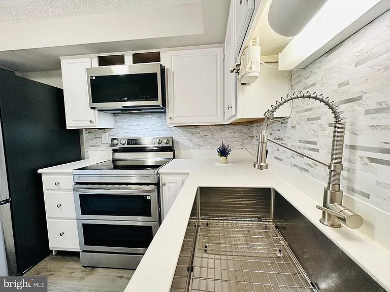 51 Chins Ct — Photo 30