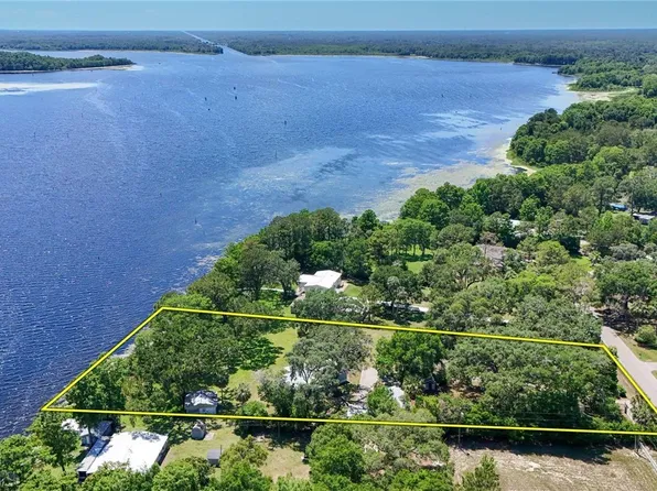 11350 SE 203rd Pl, Inglis, FL 34449