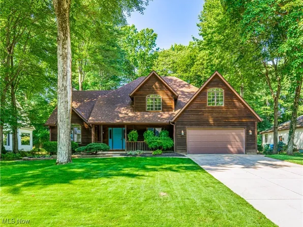 1414 River Trail Dr, Kent, OH 44240