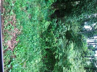 201 Pineneedle Dr, Westminster, SC 29693