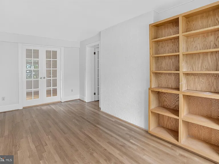 4705 Hunt Ave — Photo 9