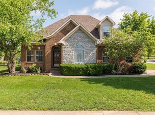 110 Carriage Ln, Georgetown, KY 40324