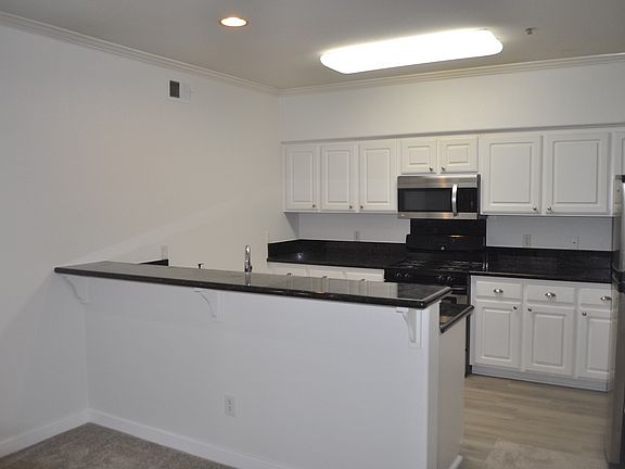 2nd image of 10840 Scripps Ranch Blvd APT 201