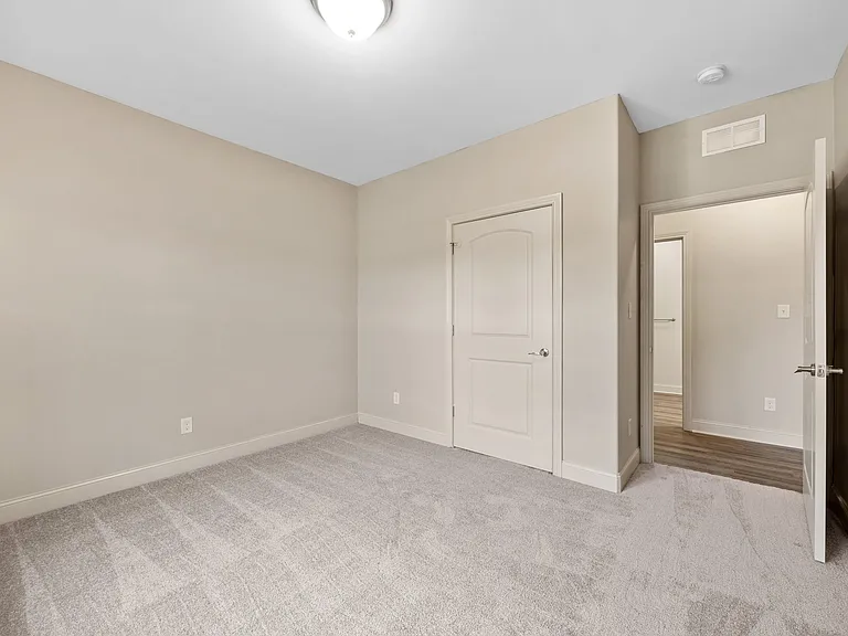 North Pointe — Photo 19